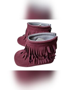 Sweet N Swag Boutique Fringed Suede Infant Boots in Burgundy